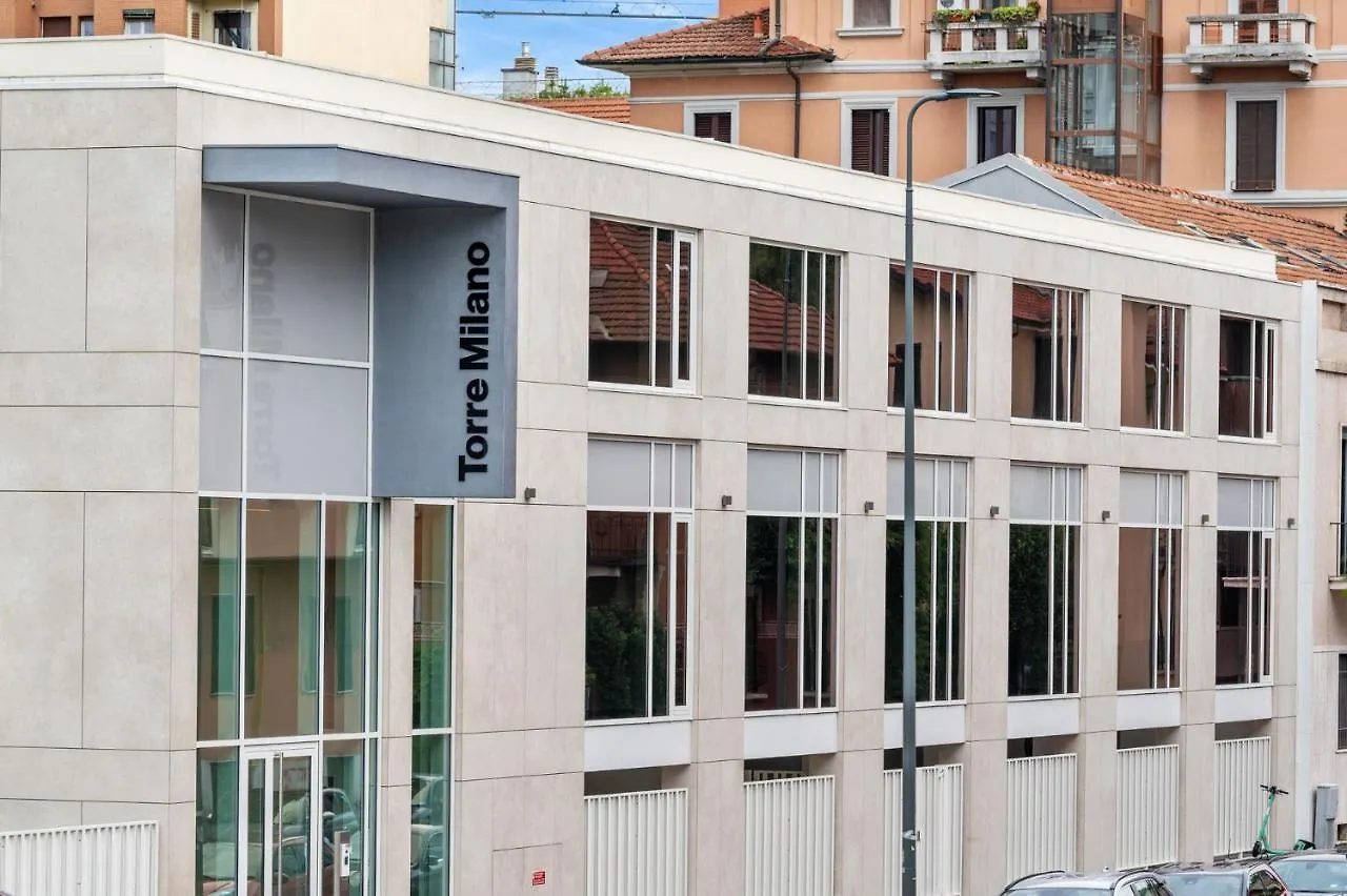 Apartment Limehome Milan Via Stresa Italy